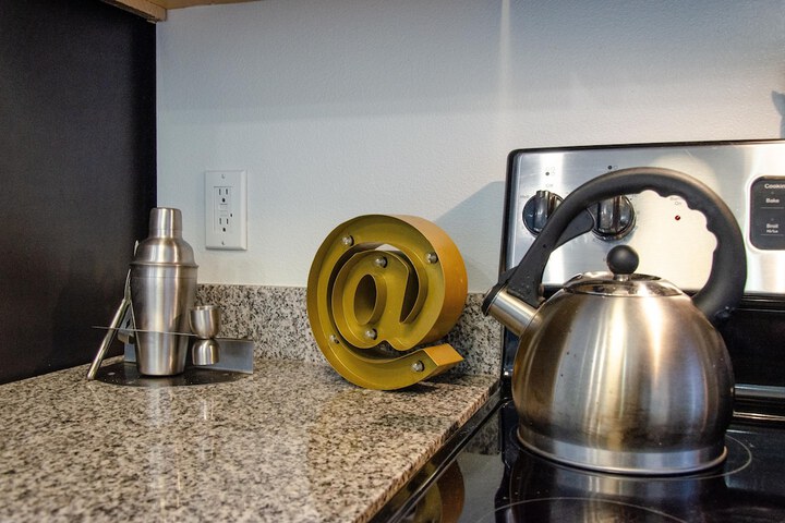 Breakfast/Coffee Service 103 of 118