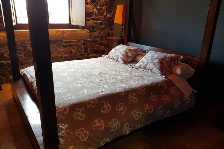 Room 2 of 36