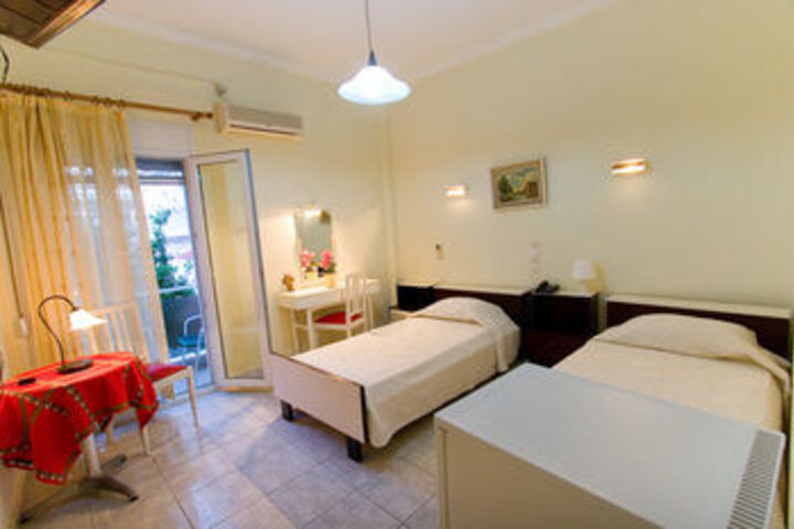 Room 15 of 31
