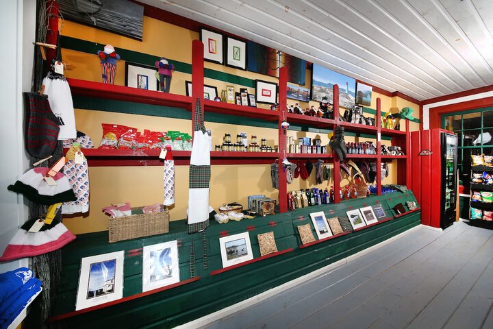 Gift shop
