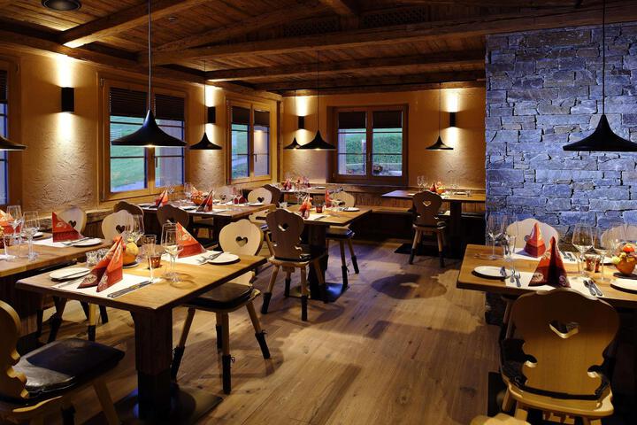 Dining 143 of 219