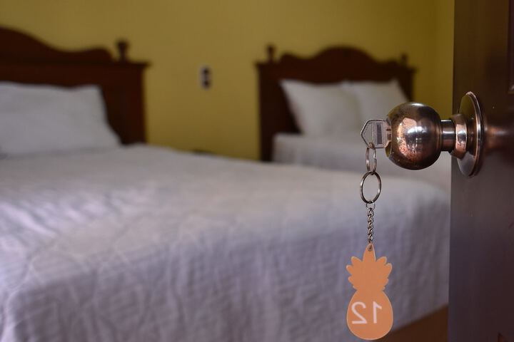 Room 14 of 40