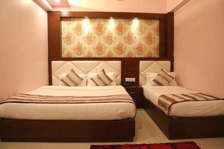 Room 8 of 46