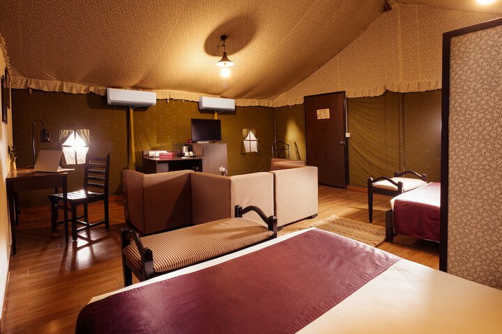 Room 24 of 125