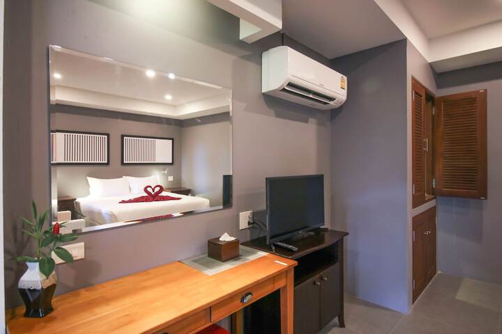 Room 17 of 145