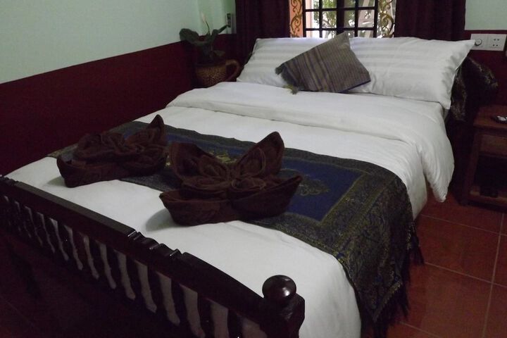 Room 12 of 48