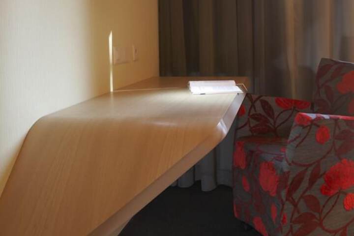 Room 10 of 39