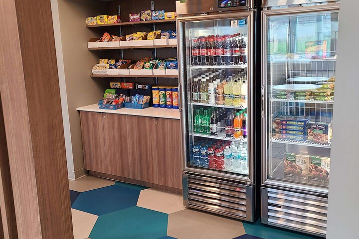 Snack bar