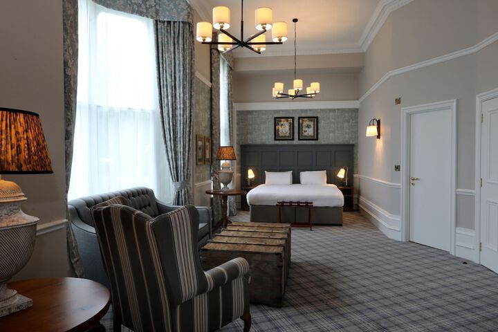 Room 46 of 102