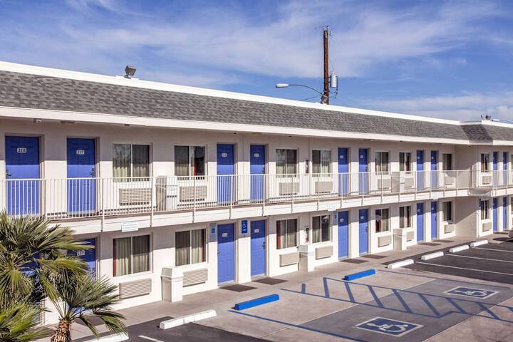 Hotel 22 of 27