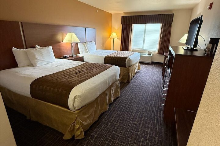 Room 8 of 22
