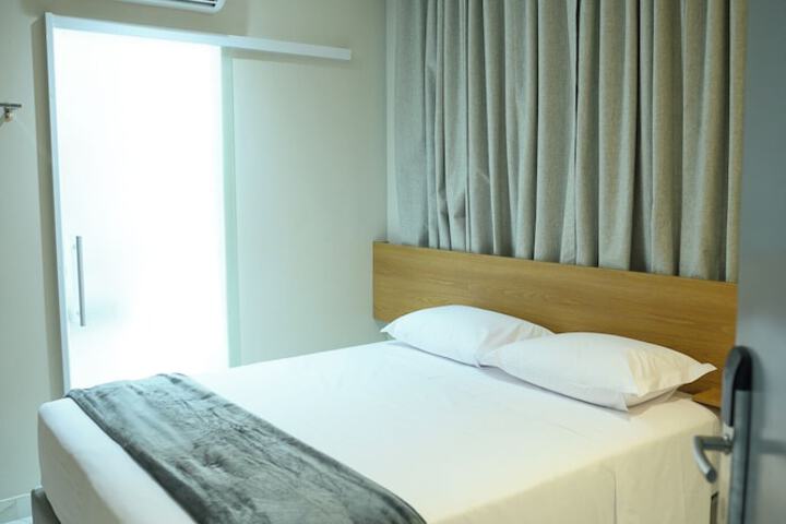 Room 21 of 50