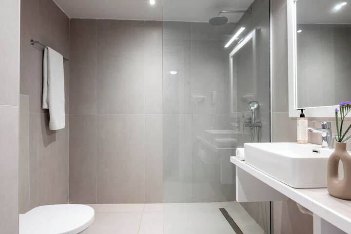 Bathroom Interior Photo