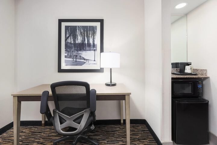 Room 26 of 49