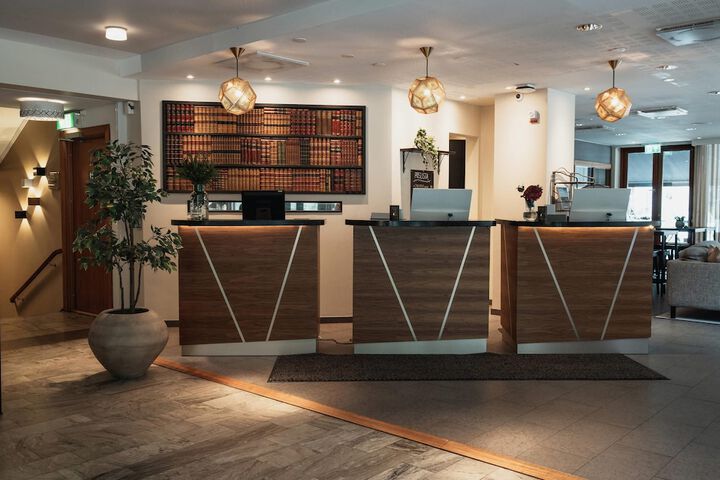 Lobby Entry