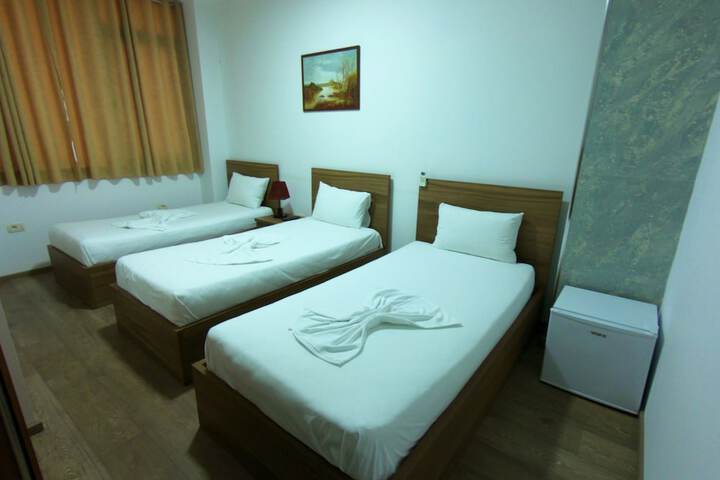 Room 4 of 55