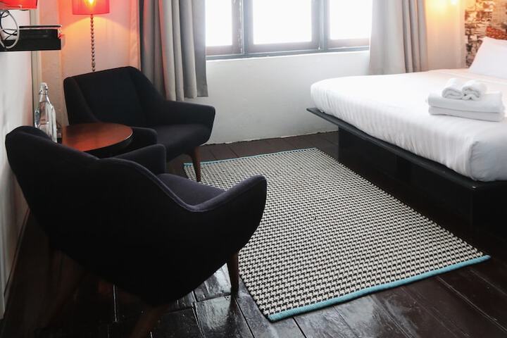 Room 15 of 39