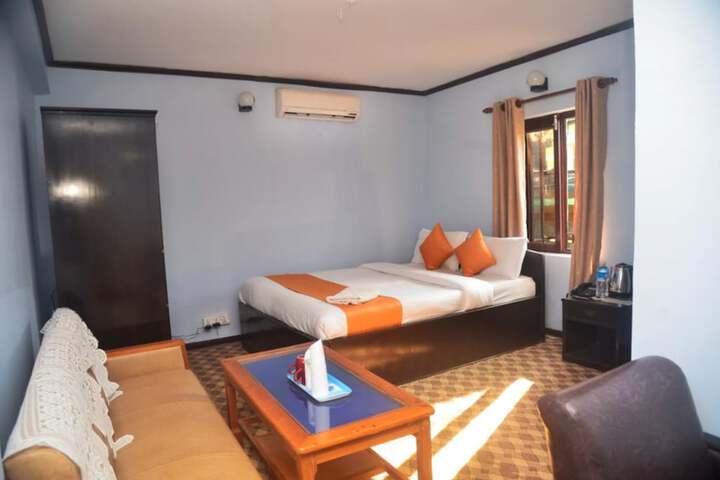 Room 16 of 31