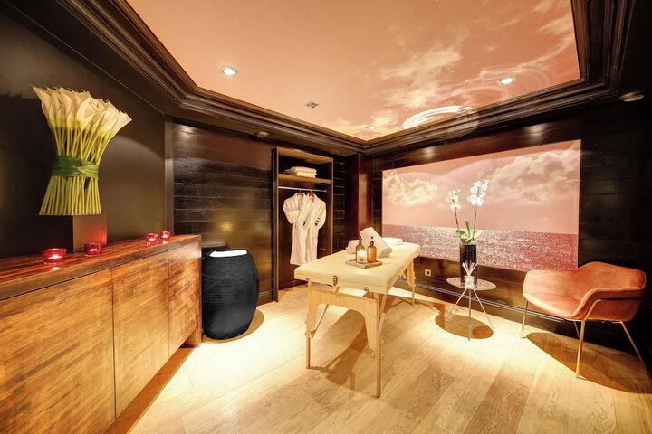 Room 41 of 66