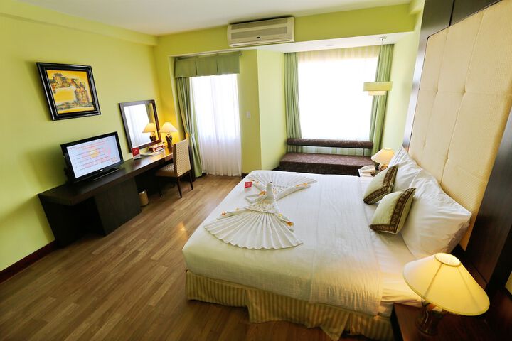 Room 47 of 127