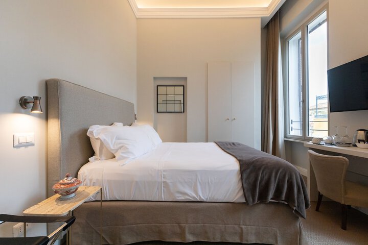 Room 18 of 46