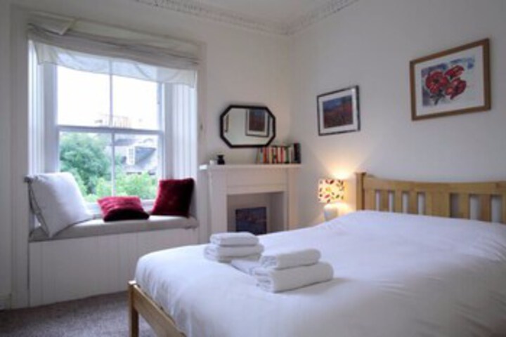 Room 29 of 32