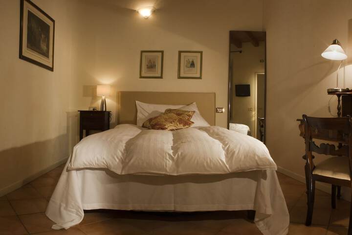 Room 10 of 69