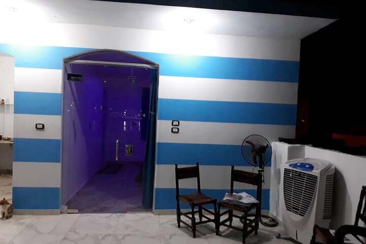 Room 17 of 151
