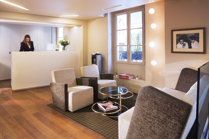 Guest Lobby