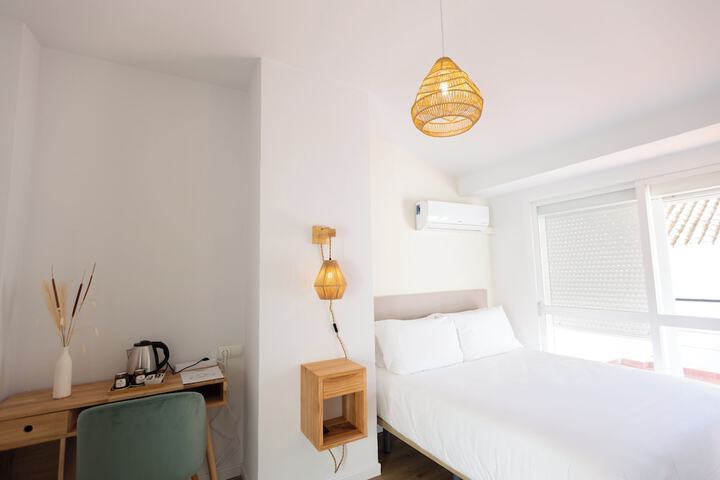 Room 5 of 37