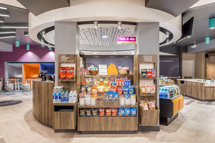 Snack bar