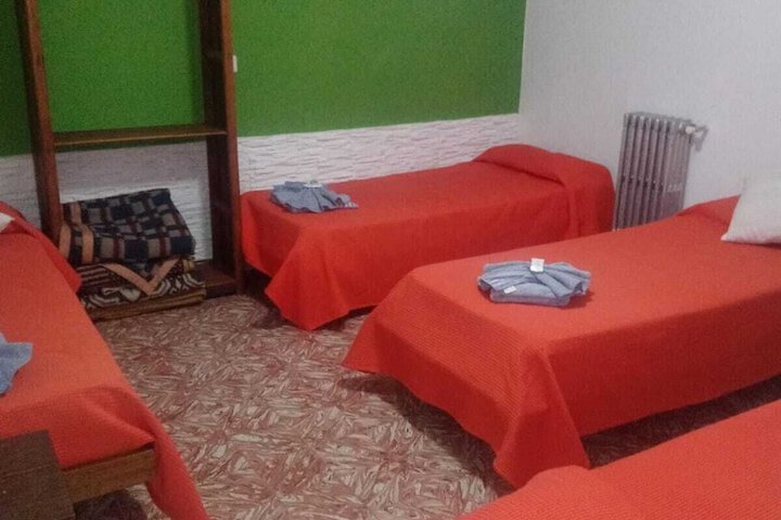 Room 8 of 19