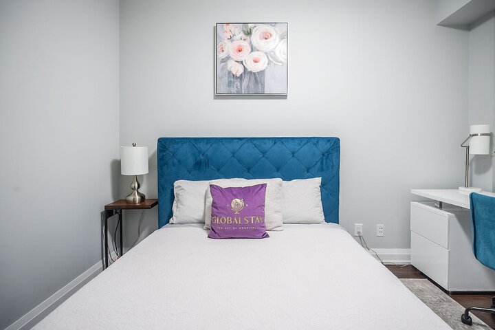 Room 25 of 279