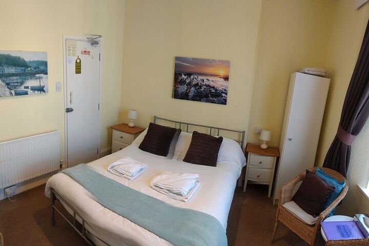 Room 7 of 51