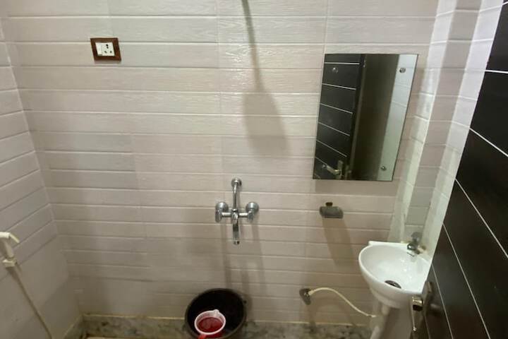 Room 19 of 27