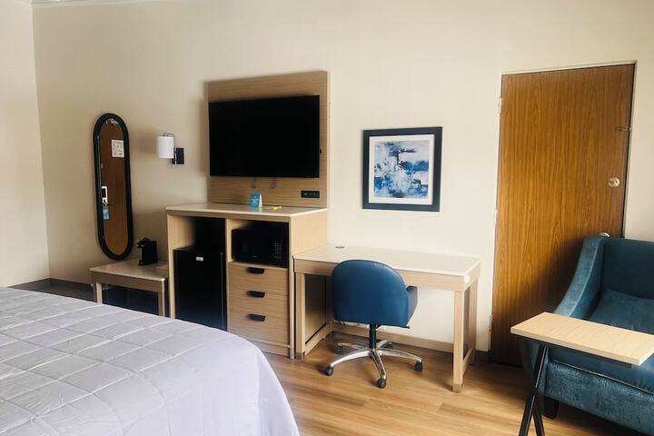 Room 16 of 31