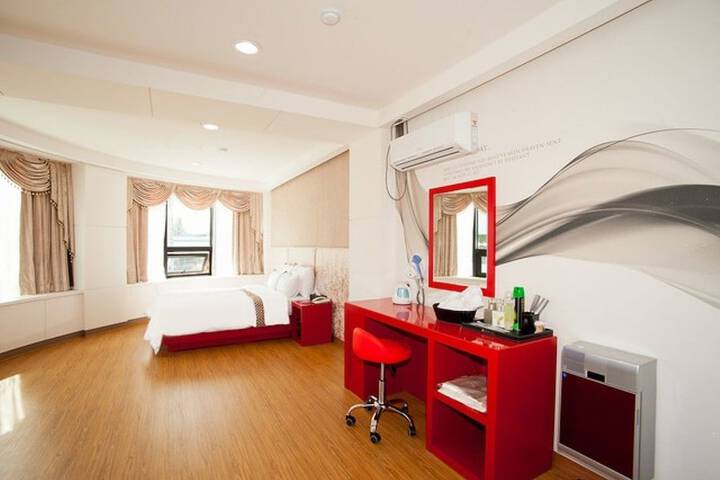 Room 6 of 88