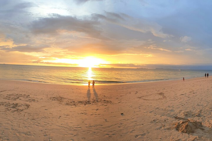 Beach 43 of 51
