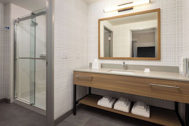 Bathroom shower
