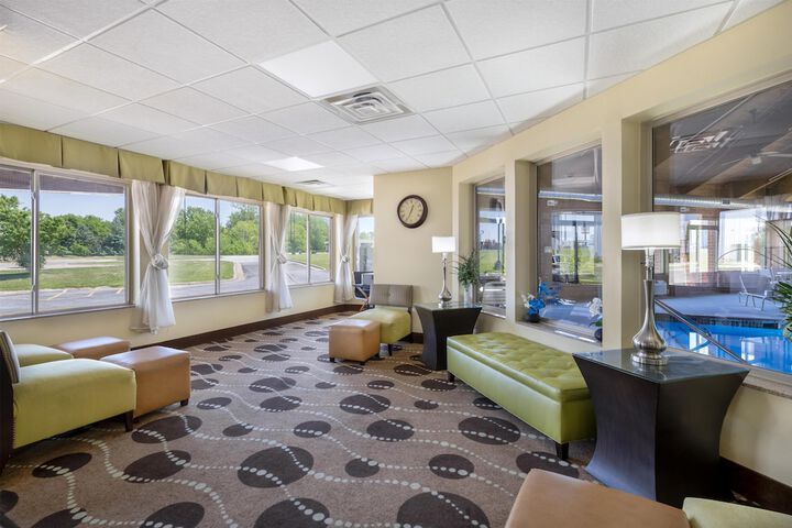 Guest Lobby