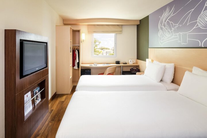Room 7 of 23