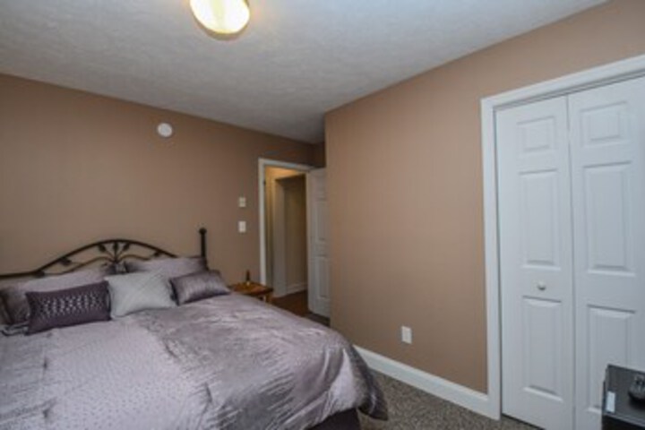 Room 32 of 39