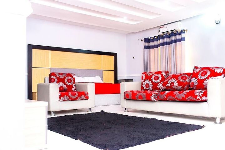 Room 4 of 22
