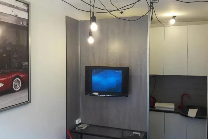 Room 2 of 16