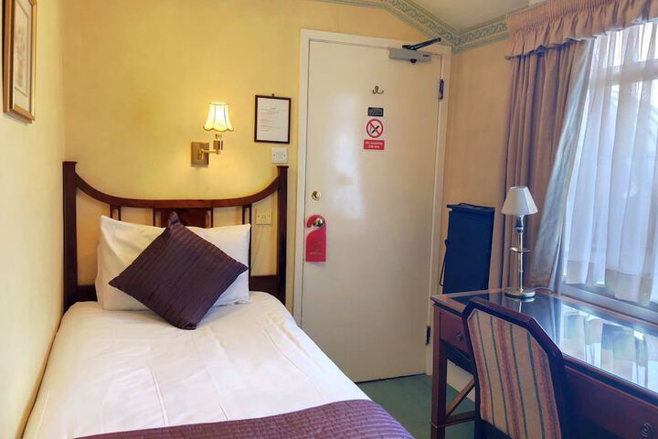 Room 36 of 47