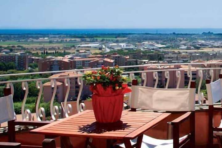 Terrace/Patio 32 of 61