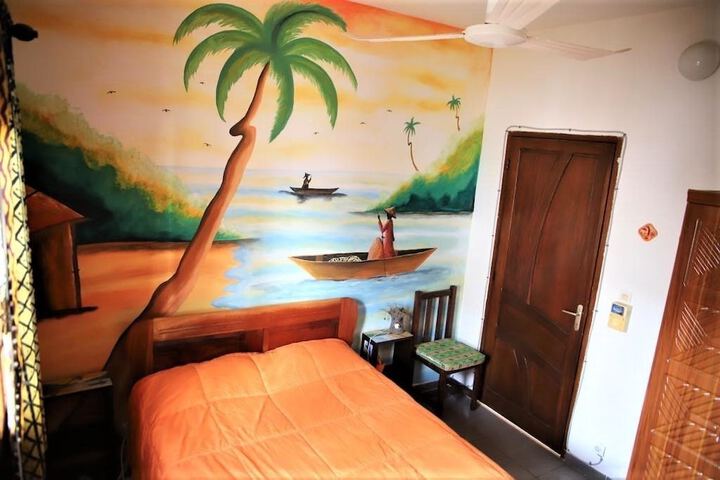 Room 27 of 42