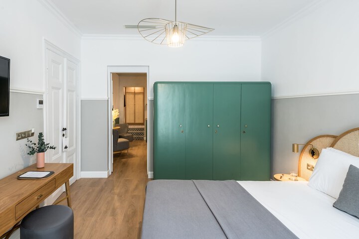 Room 19 of 58