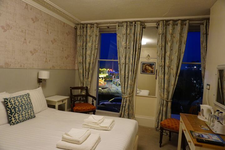 Room 29 of 93