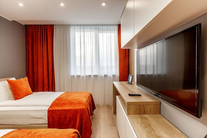 Room 60 of 166